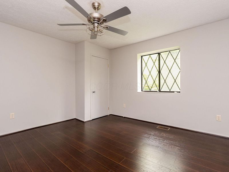 3248 Summertime Court, Unit 19, Columbus, OH 43221 Photo 18