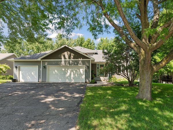 2105 Grimm Road, Chaska, MN 55318