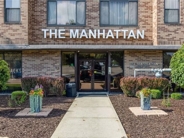 700 E 8th Street, Unit 5B, Kansas City, MO 64106