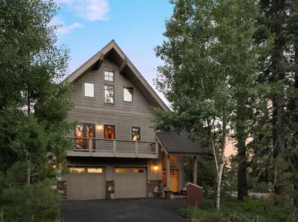 12015 Julian Avenue, Truckee, CA 96161 Photo