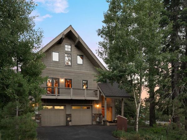 12015 Julian Avenue, Truckee, CA 96161