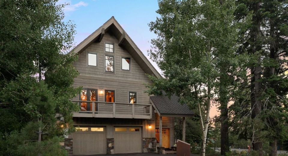 12015 Julian Avenue, Truckee, CA 96161 Photo