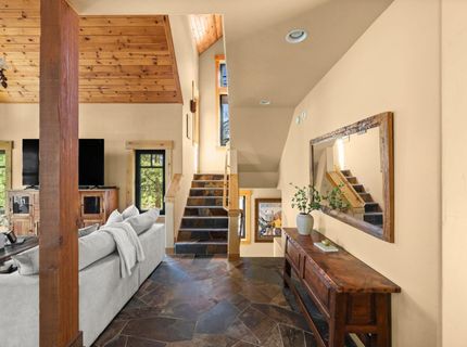 12015 Julian Avenue, Truckee, CA 96161 Photo