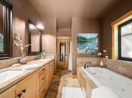 12015 Julian Avenue, Truckee, CA 96161 Photo