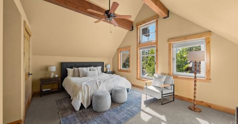 12015 Julian Avenue, Truckee, CA 96161 Photo