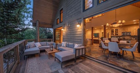 12015 Julian Avenue, Truckee, CA 96161 Photo