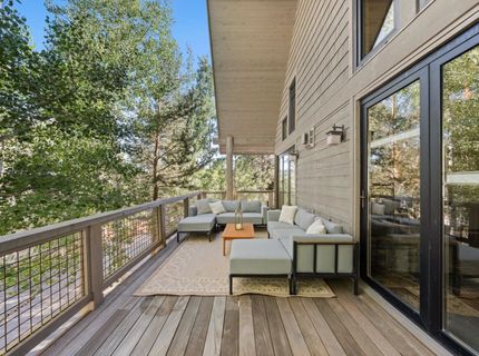 12015 Julian Avenue, Truckee, CA 96161 Photo