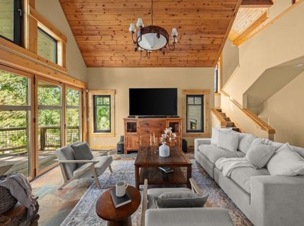 12015 Julian Avenue, Truckee, CA 96161 Photo