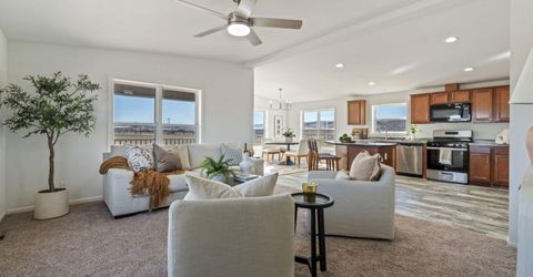 7730 Remington Road, Silver Springs, NV 89429 Photo