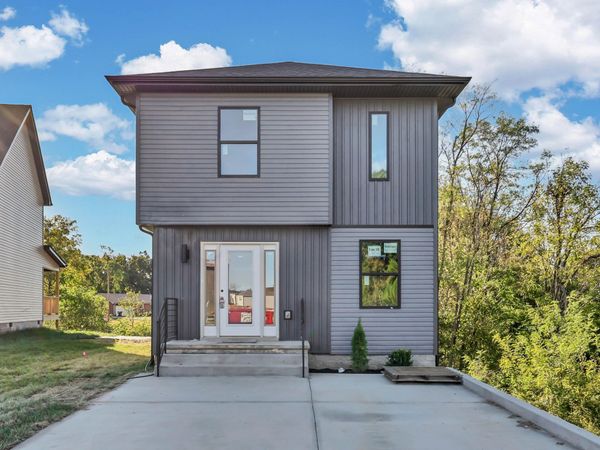 236 Switchgrass Dr, Clarksville, TN 37042