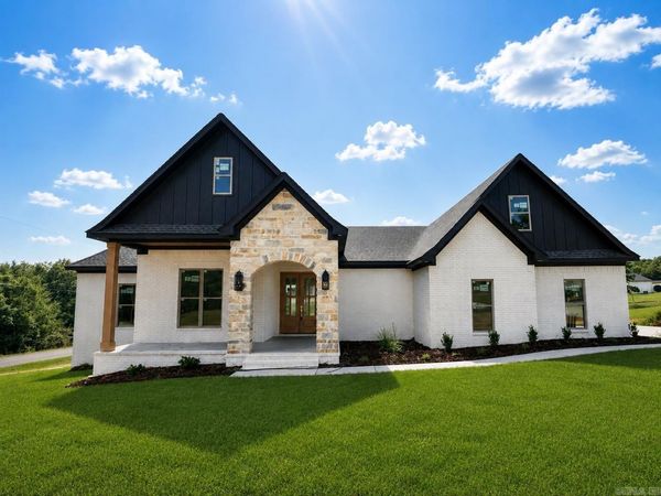 1 Bella View Drive, Greenbrier, AR 72058