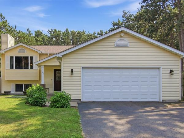 511 S Beach Drive, Altoona, WI 54720
