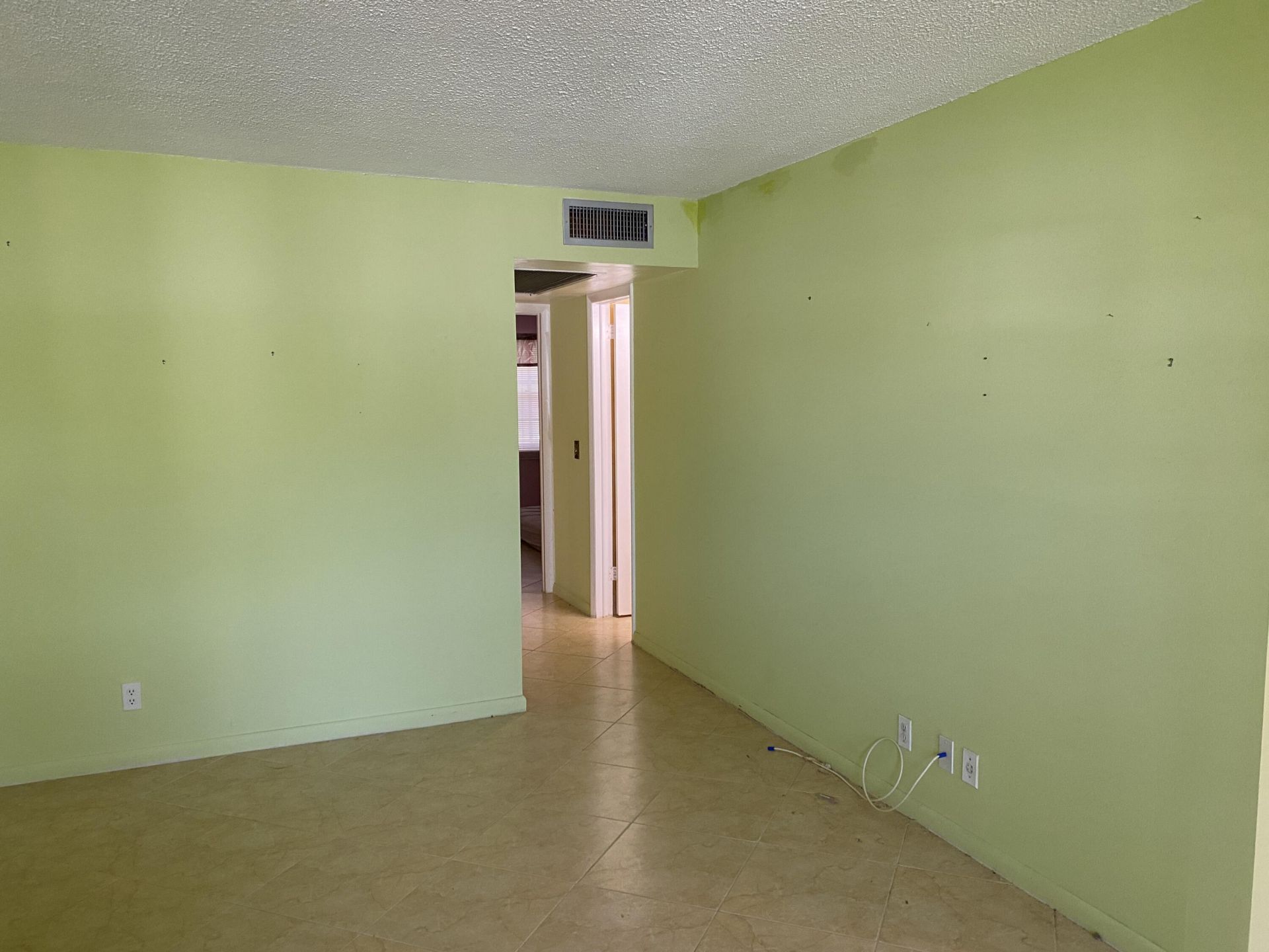 95 Cambridge E, Unit 95, West Palm Beach, FL 33417 Photo