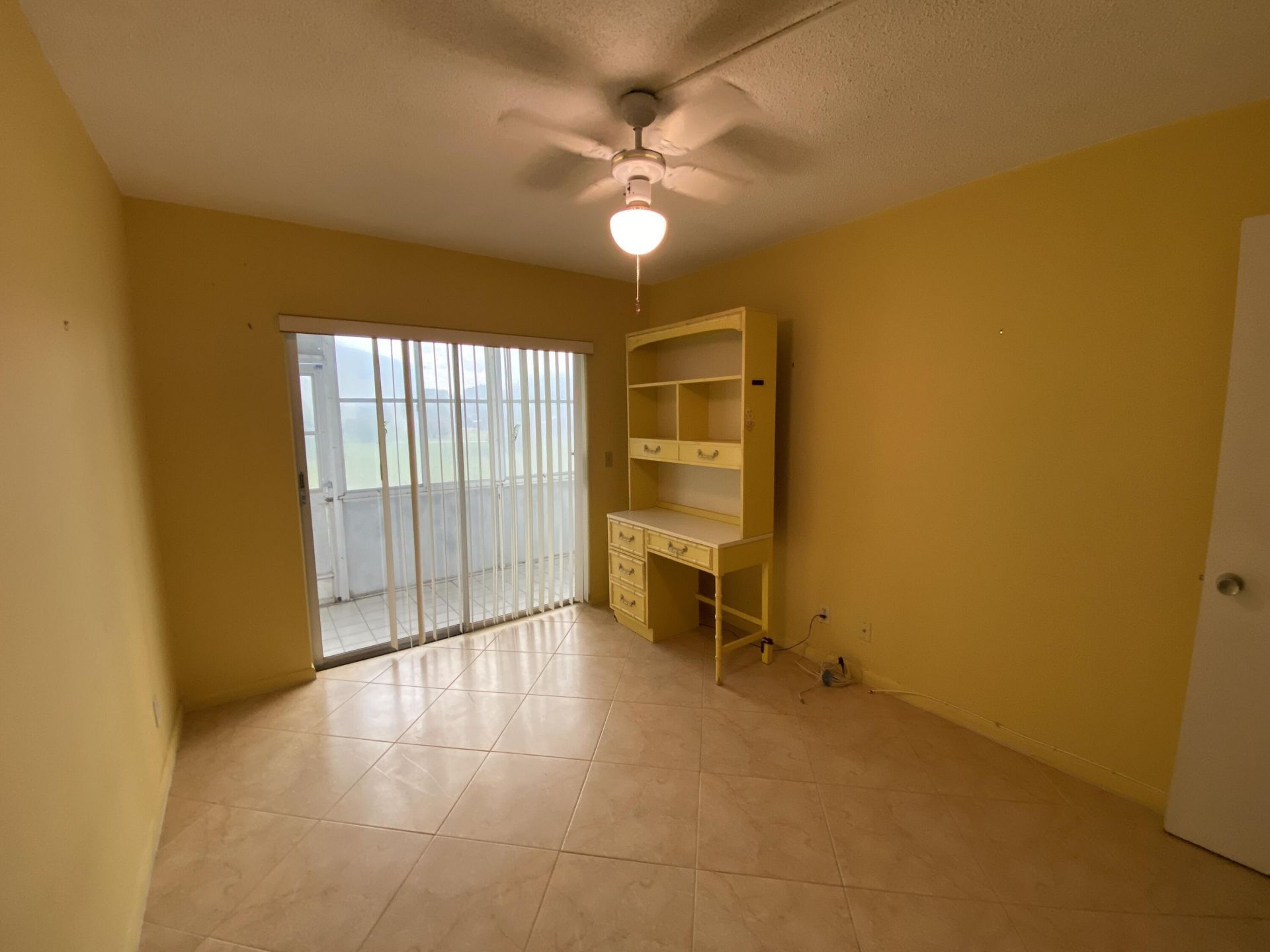 95 Cambridge E, Unit 95, West Palm Beach, FL 33417 Photo