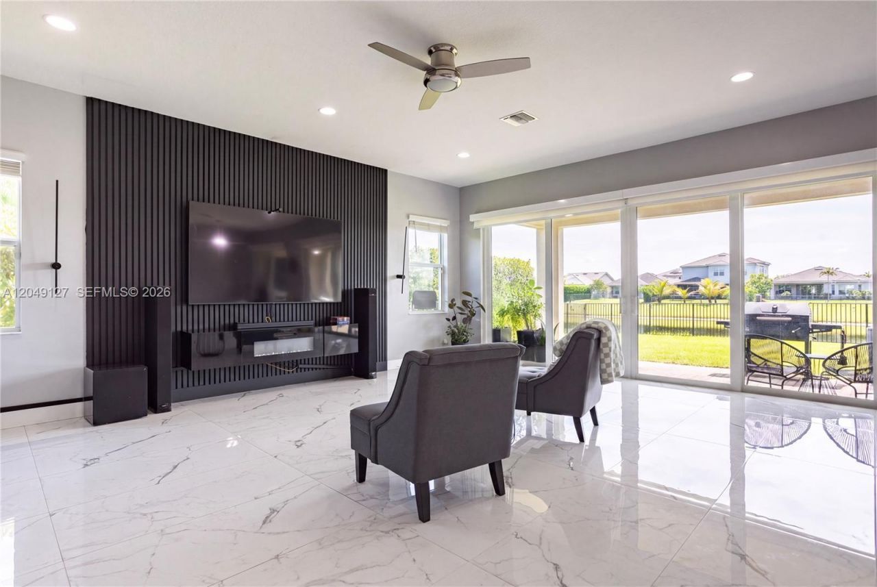 5850 Whippoorwill Cir , Westlake, FL 33470 Photo