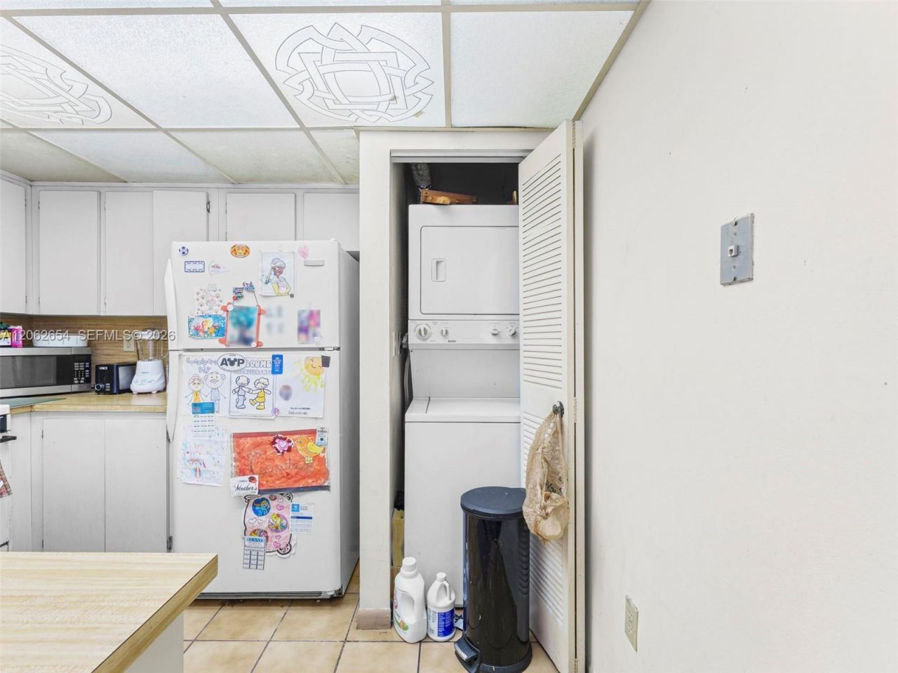 291 W Park Dr, Unit 9-201, Miami, FL 33172 Photo