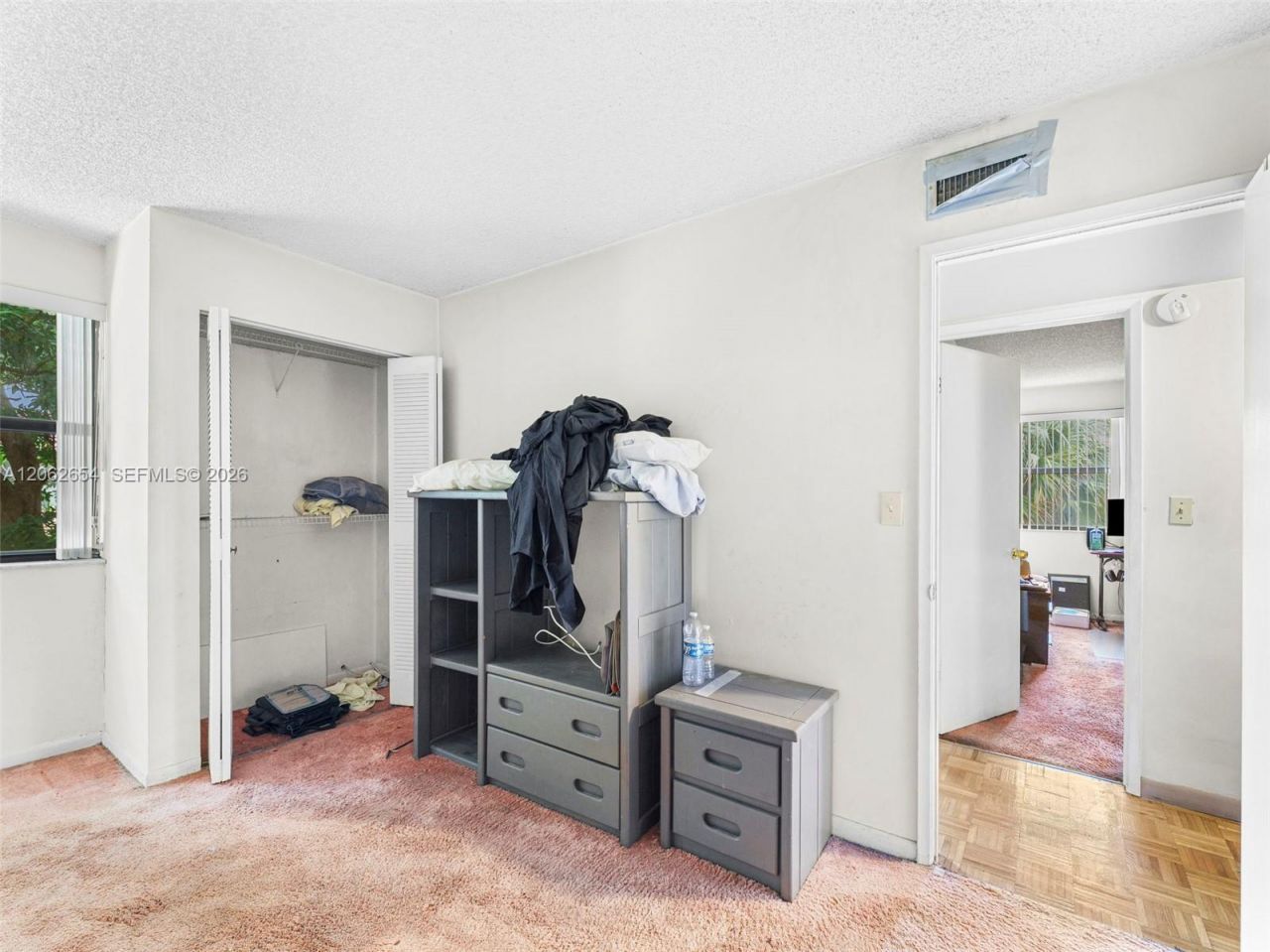 291 W Park Dr, Unit 9-201, Miami, FL 33172 Photo