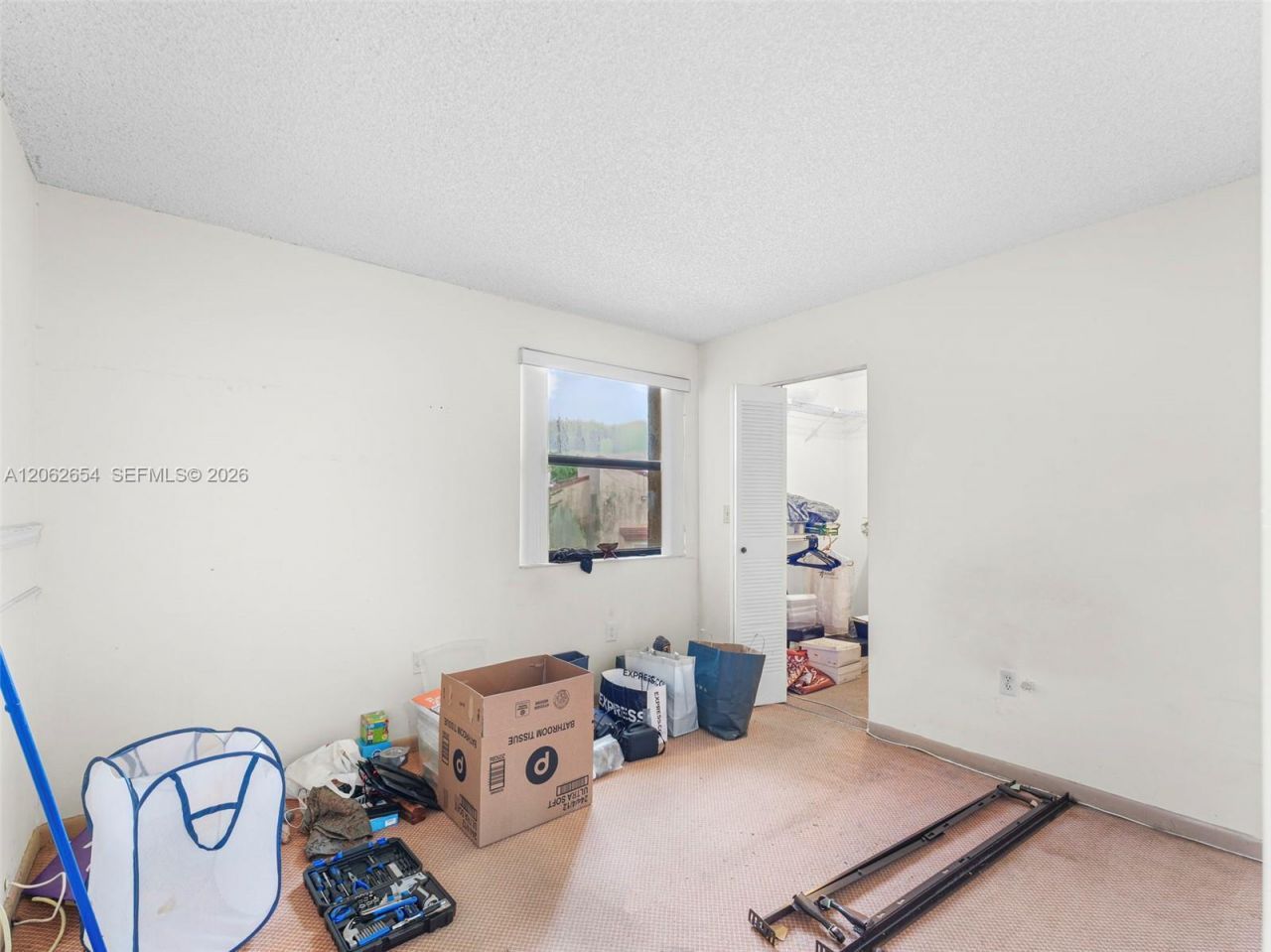 291 W Park Dr, Unit 9-201, Miami, FL 33172 Photo