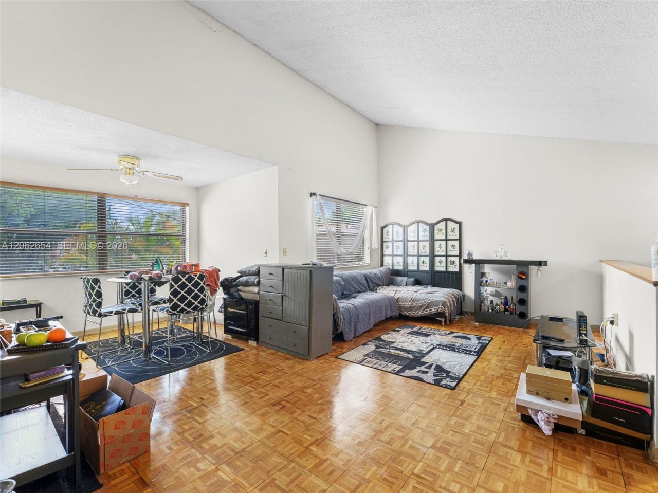 291 W Park Dr, Unit 9-201, Miami, FL 33172 Photo
