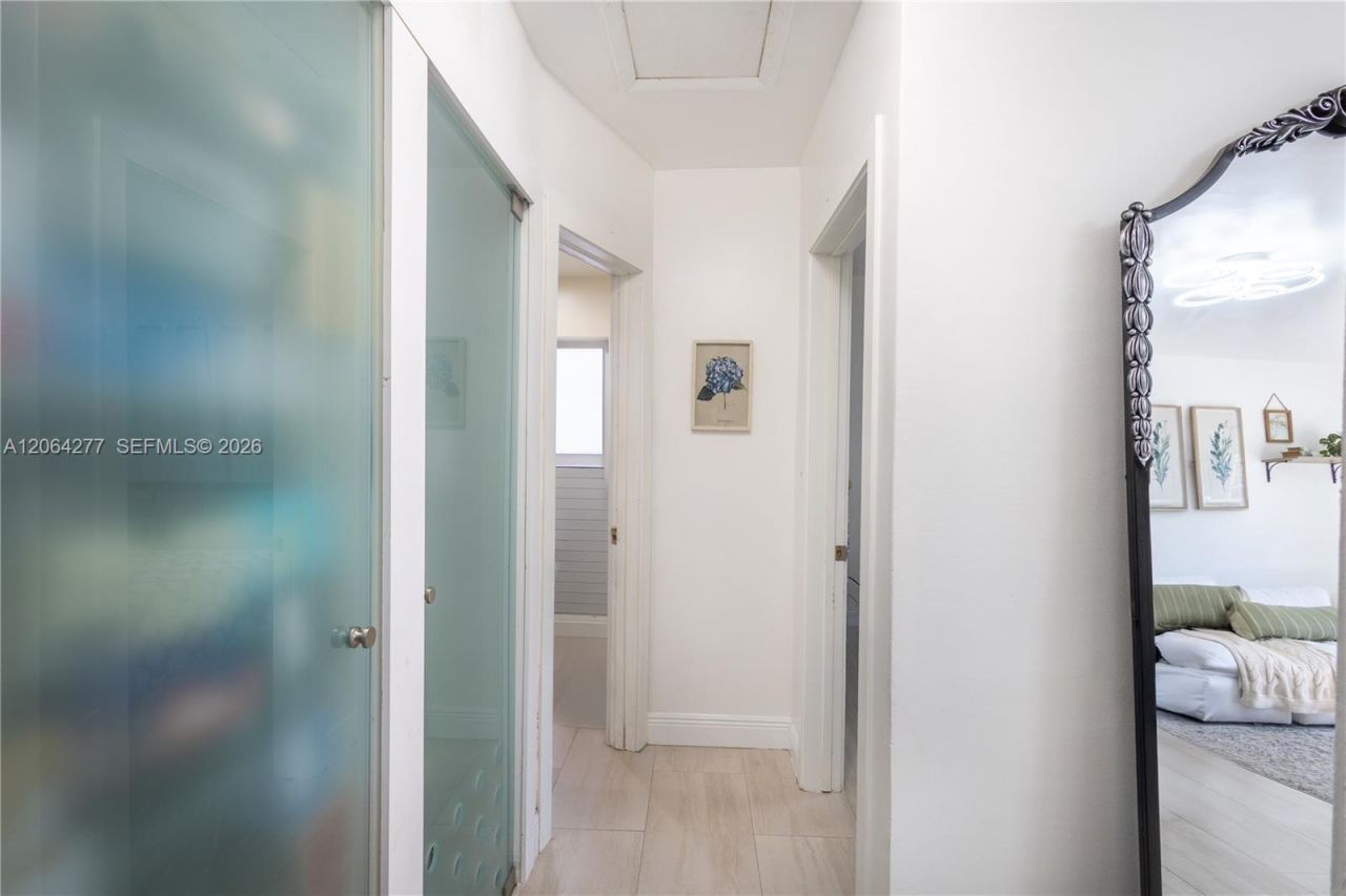 6881 Freedom St, Hollywood, FL 33024 Photo