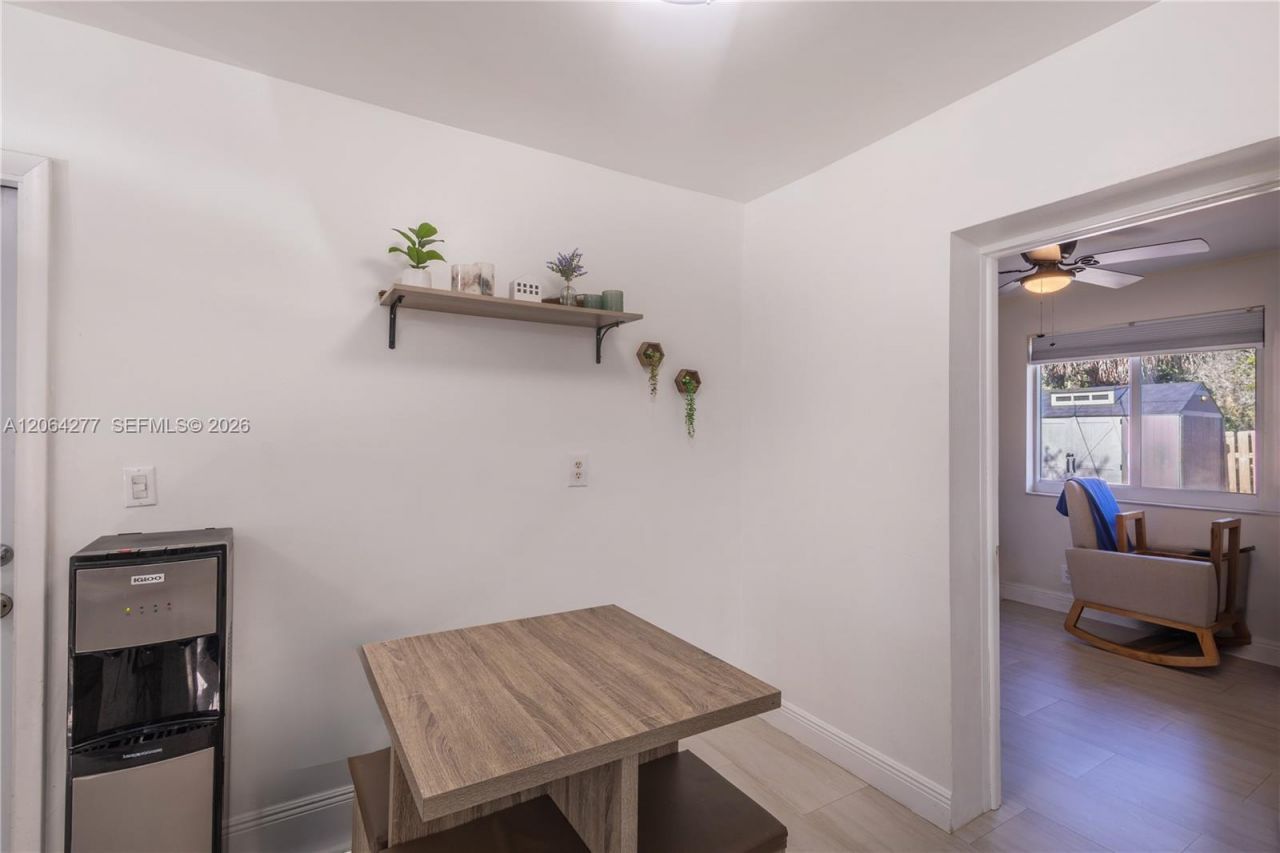6881 Freedom St, Hollywood, FL 33024 Photo