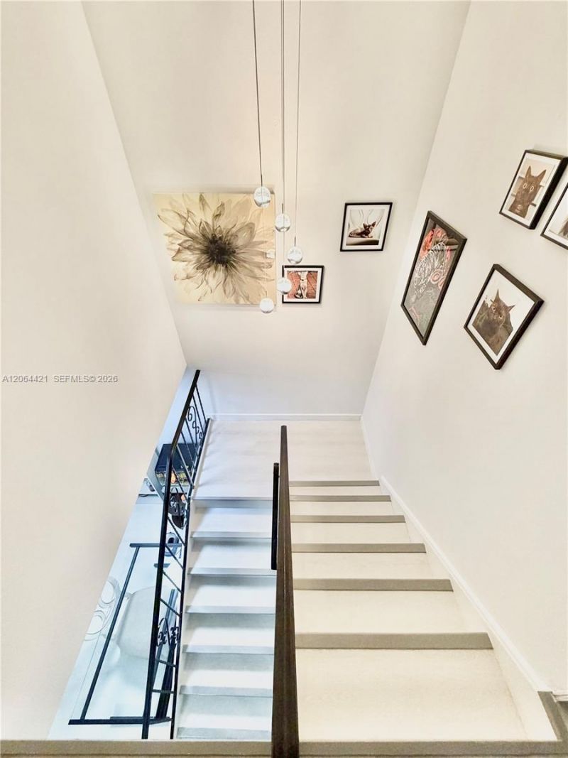 2203 NE 7th St , Unit 14, Hallandale Beach, FL 33009 Photo