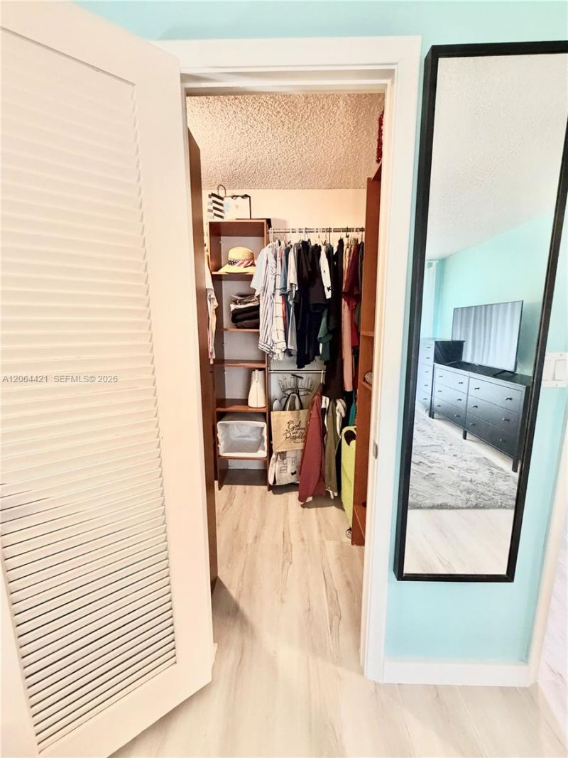2203 NE 7th St , Unit 14, Hallandale Beach, FL 33009 Photo