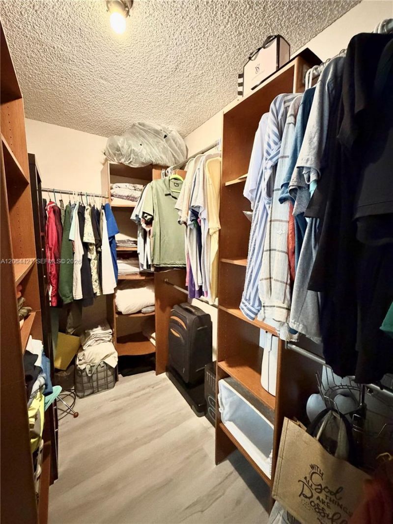 2203 NE 7th St , Unit 14, Hallandale Beach, FL 33009 Photo