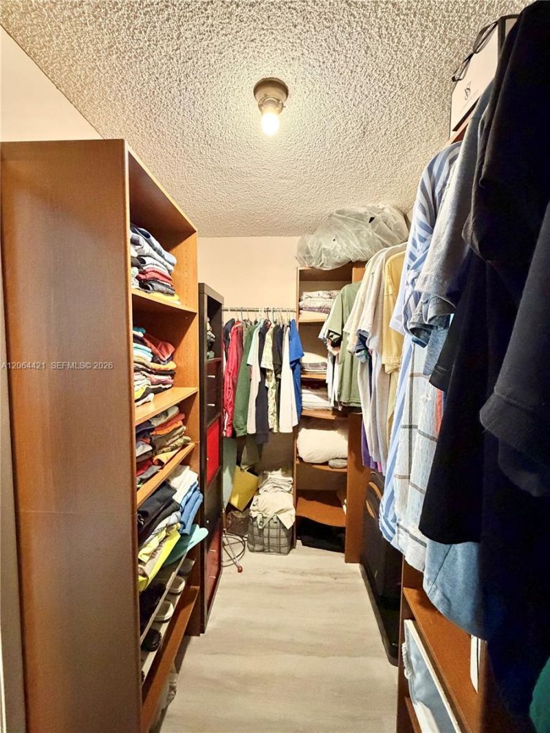 2203 NE 7th St , Unit 14, Hallandale Beach, FL 33009 Photo