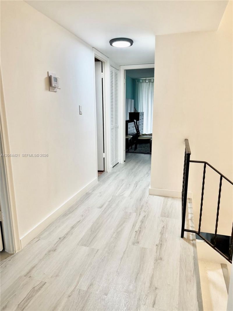 2203 NE 7th St , Unit 14, Hallandale Beach, FL 33009 Photo