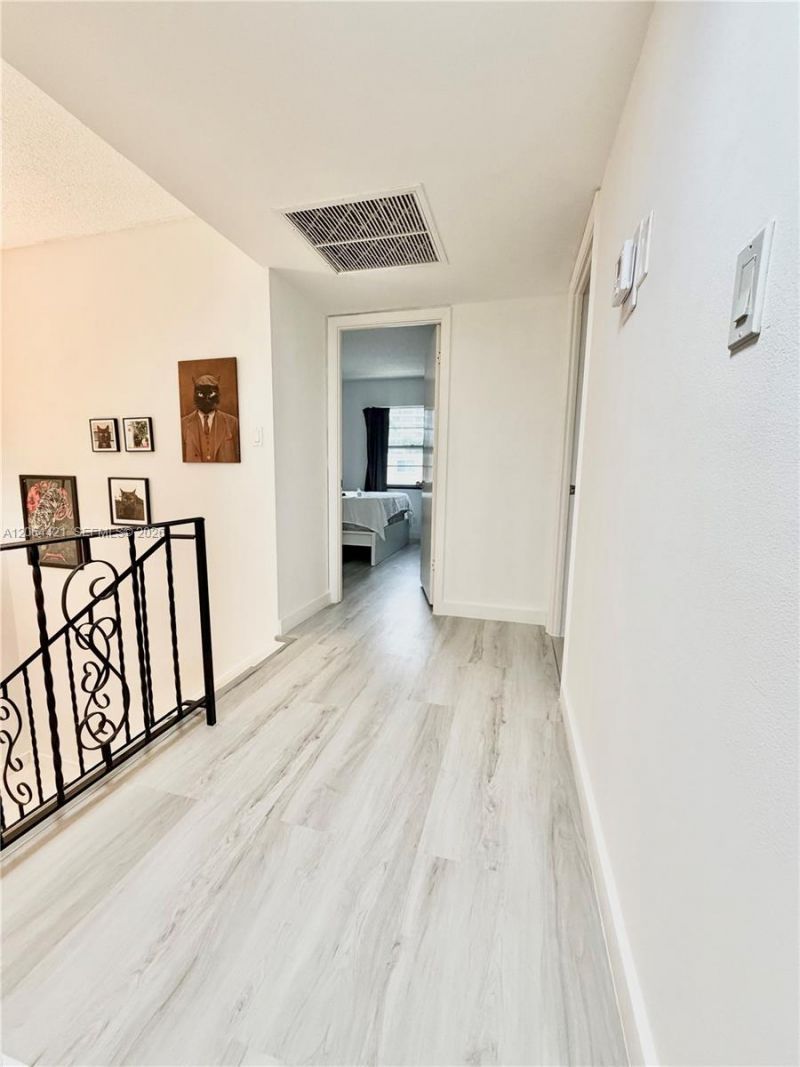 2203 NE 7th St , Unit 14, Hallandale Beach, FL 33009 Photo