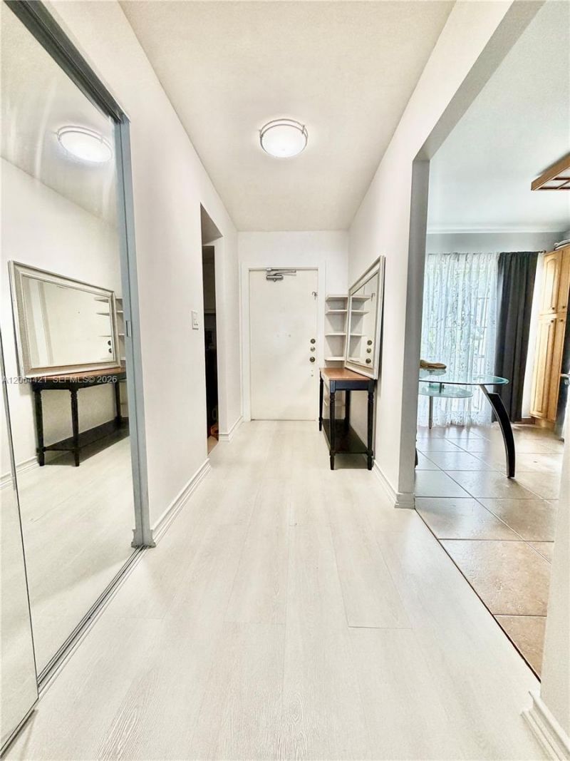 2203 NE 7th St , Unit 14, Hallandale Beach, FL 33009 Photo