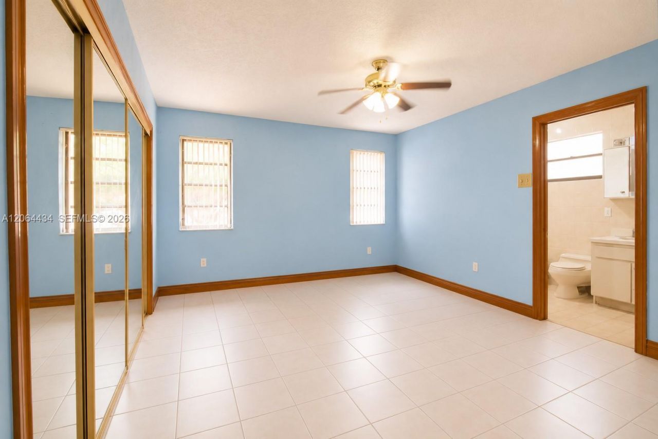 5170 NW 2nd St, Miami, FL 33126 Photo
