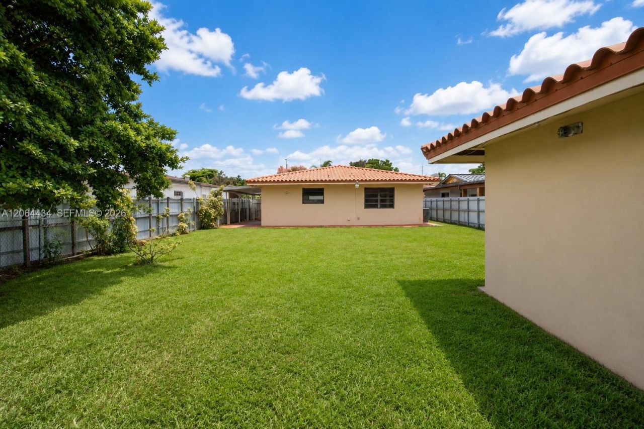 5170 NW 2nd St, Miami, FL 33126 Photo