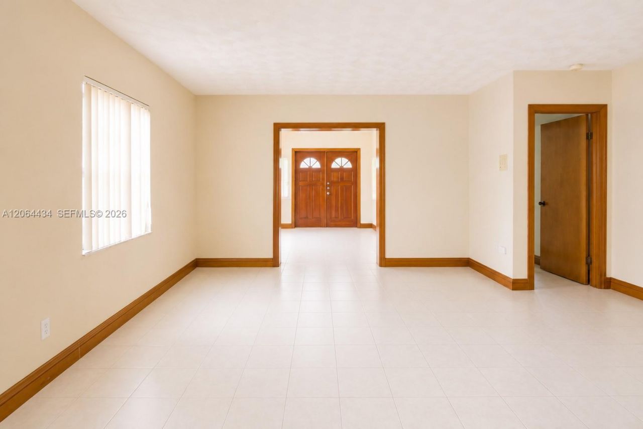 5170 NW 2nd St, Miami, FL 33126 Photo