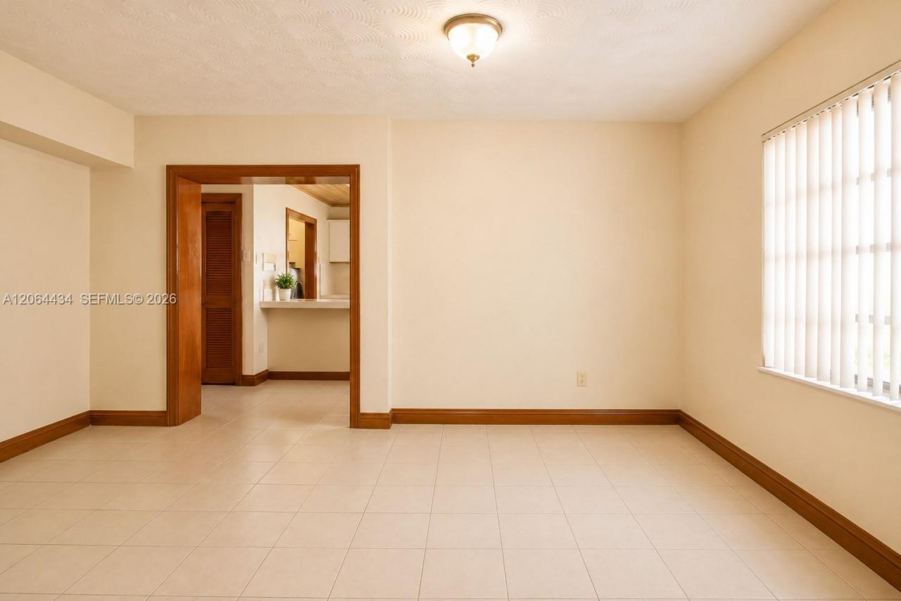 5170 NW 2nd St, Miami, FL 33126 Photo
