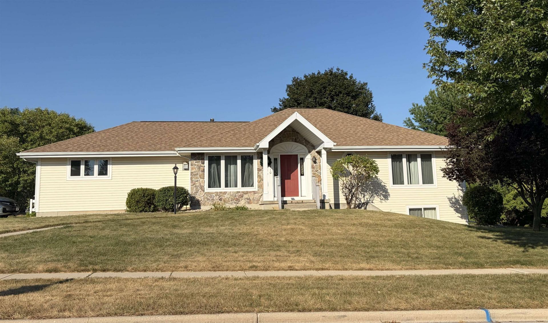 5410 Sandhill Drive, Middleton, WI 53562 Main Photo