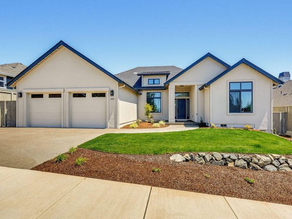 491 Autumn Hills Drive, Medford, OR 97504