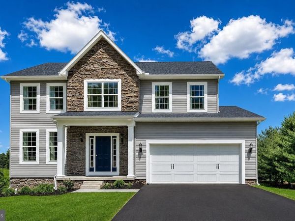 401 BECK MILL ROAD, HANOVER, PA 17331