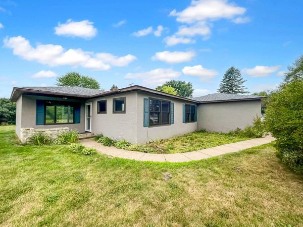 830 W 4th Street, Rush City, MN 55069