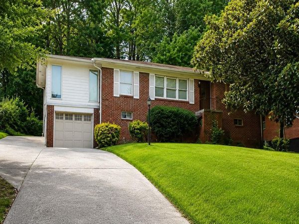 2732 Oldknow Drive NW, Atlanta, GA 30318