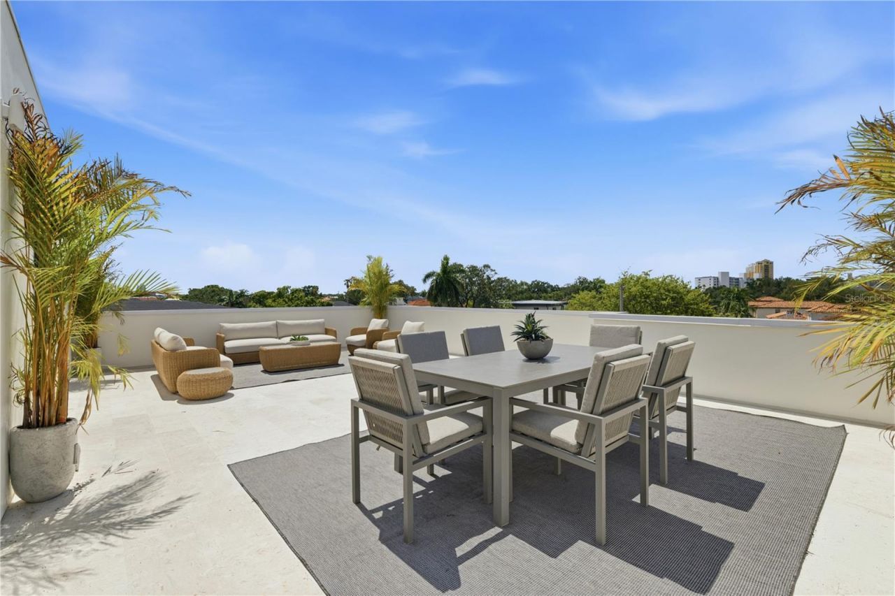130 Adriatic Avenue, Tampa, FL 33606 Photo