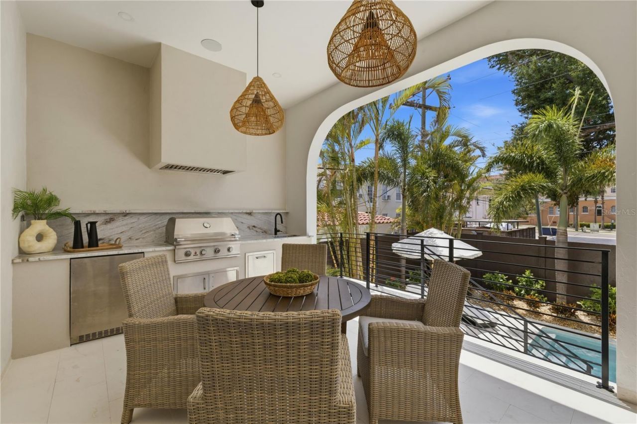 130 Adriatic Avenue, Tampa, FL 33606 Photo