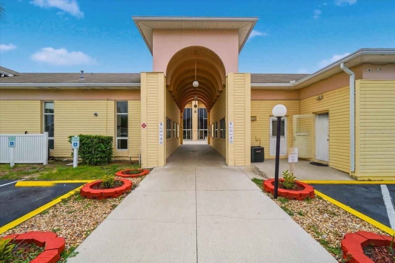 2237 Club Circle , Lake Wales, FL 33854 Photo