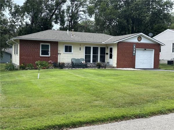 714 W Thompson Street, Maryville, MO 64468
