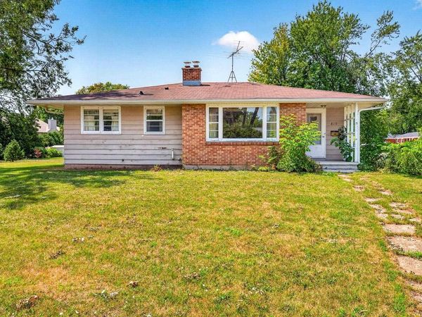 815 S PARK AVENUE, Neenah, WI 54956