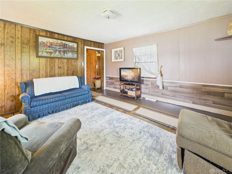 209 Laurel, Greenville, OH 45331 Photo 3