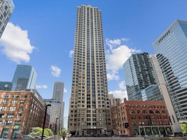 440 N WABASH Avenue , Unit 2704, Chicago, IL 60611