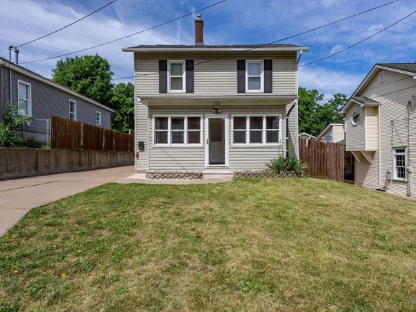 526 31st Street , Rock Island, IL 61201