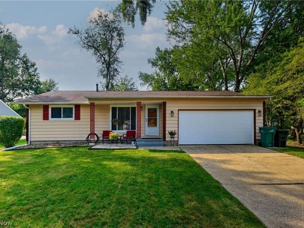 7846 Brookwood Street NE, Warren, OH 44484